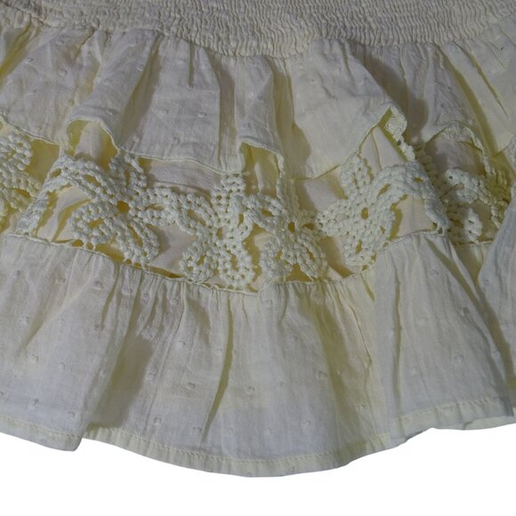 We're All Pretty Girls Yellow Smocked Ruffle Mini Skirt Women Size M Lined - Picture 3 of 11